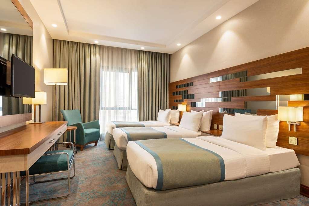 فندق Ramada By Wyndham Makkah Zad Al Rawda مكة الغرفة الصورة