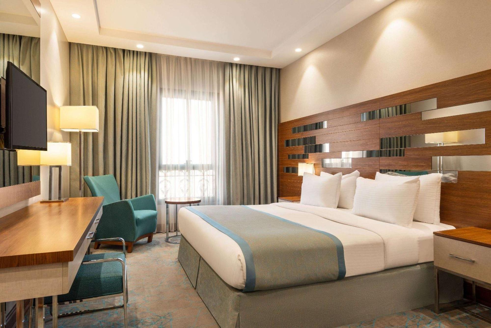 فندق Ramada By Wyndham Makkah Zad Al Rawda مكة المظهر الخارجي الصورة