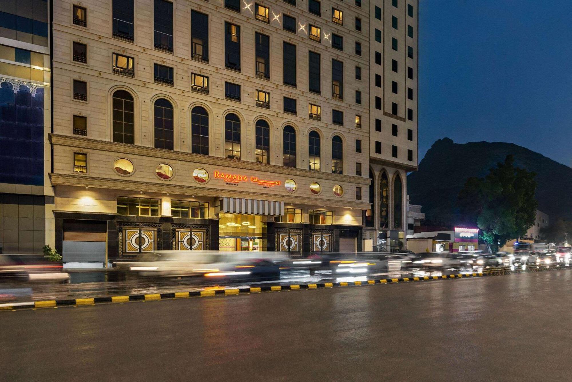 فندق Ramada By Wyndham Makkah Zad Al Rawda مكة المظهر الخارجي الصورة