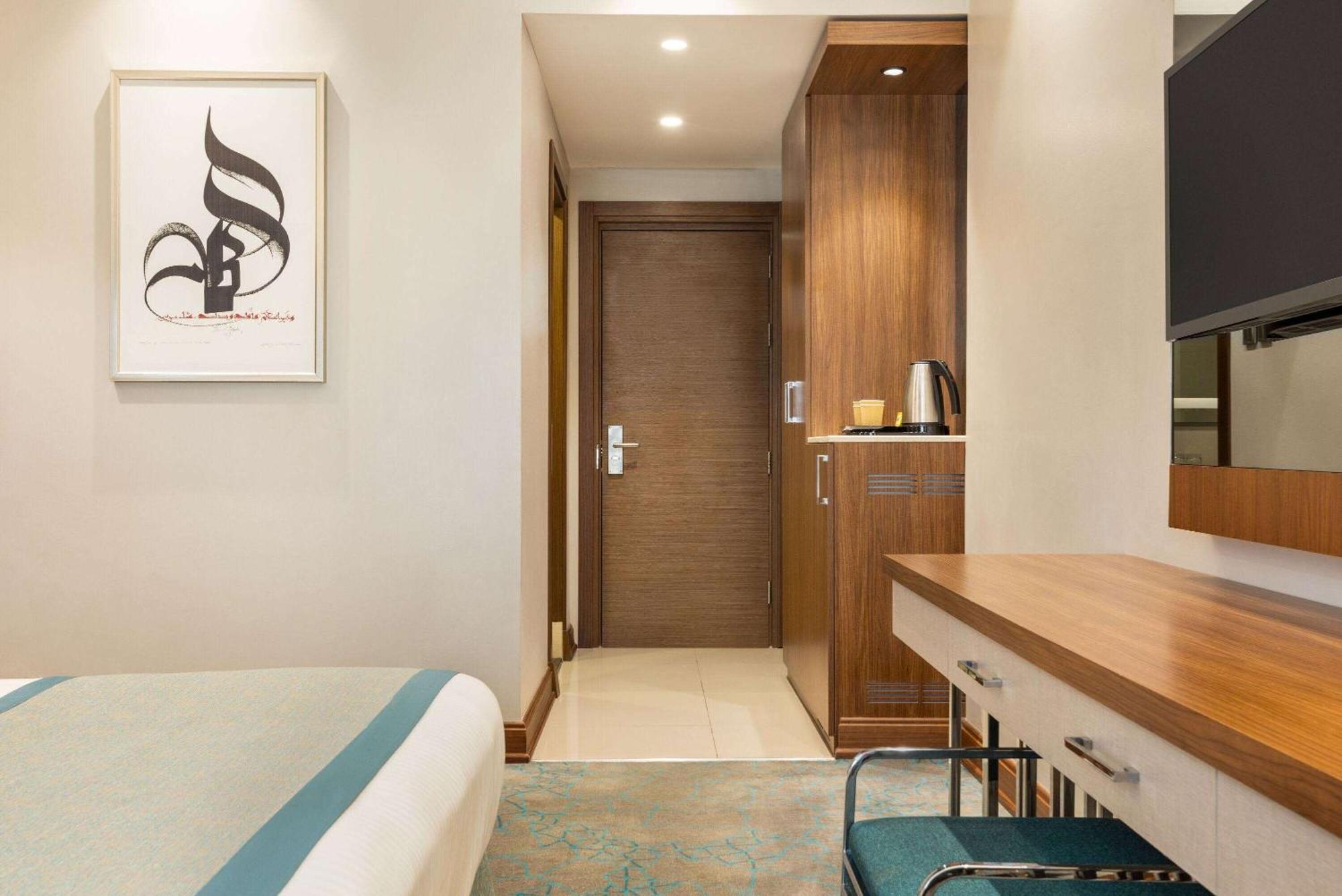 فندق Ramada By Wyndham Makkah Zad Al Rawda مكة المظهر الخارجي الصورة