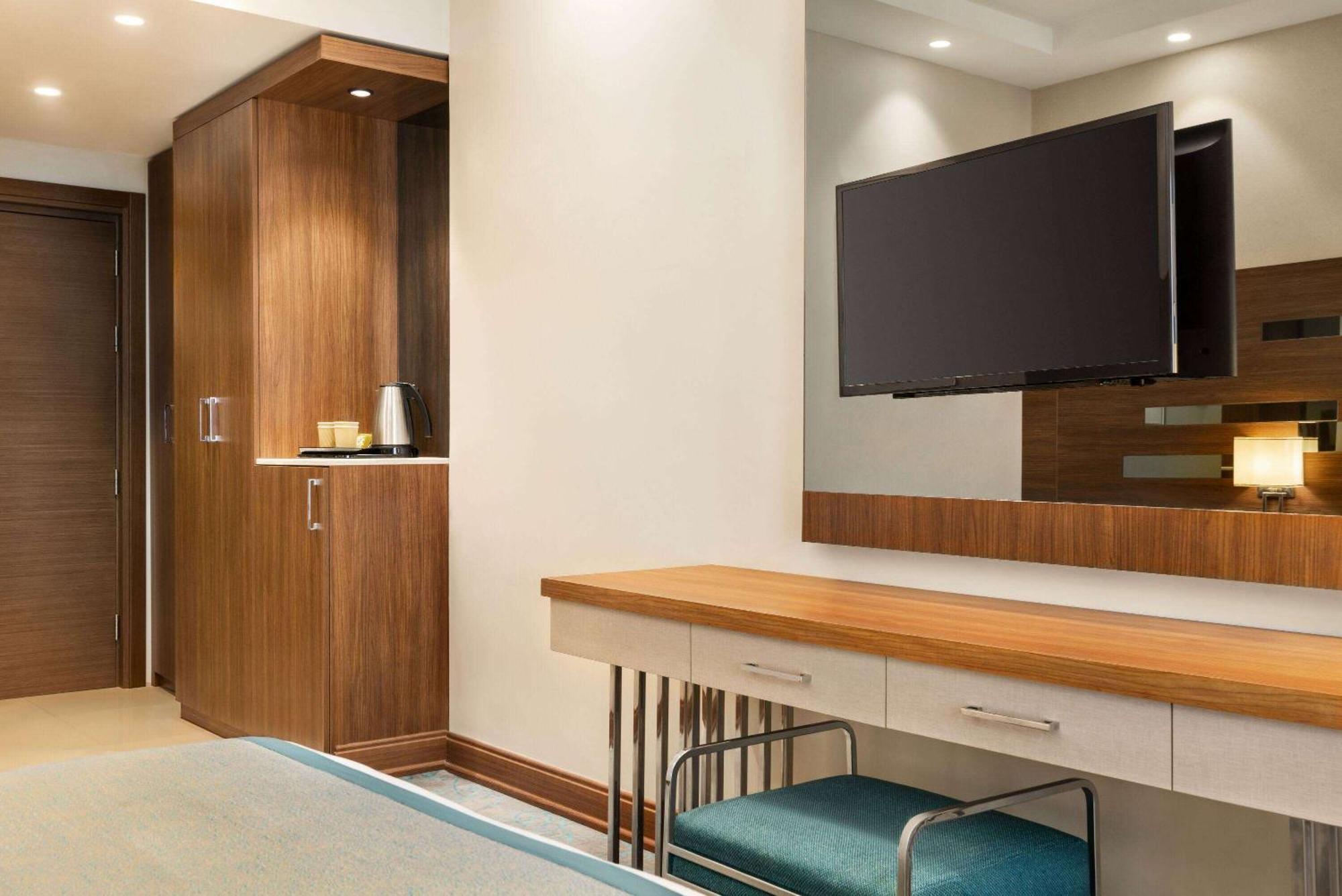 فندق Ramada By Wyndham Makkah Zad Al Rawda مكة المظهر الخارجي الصورة