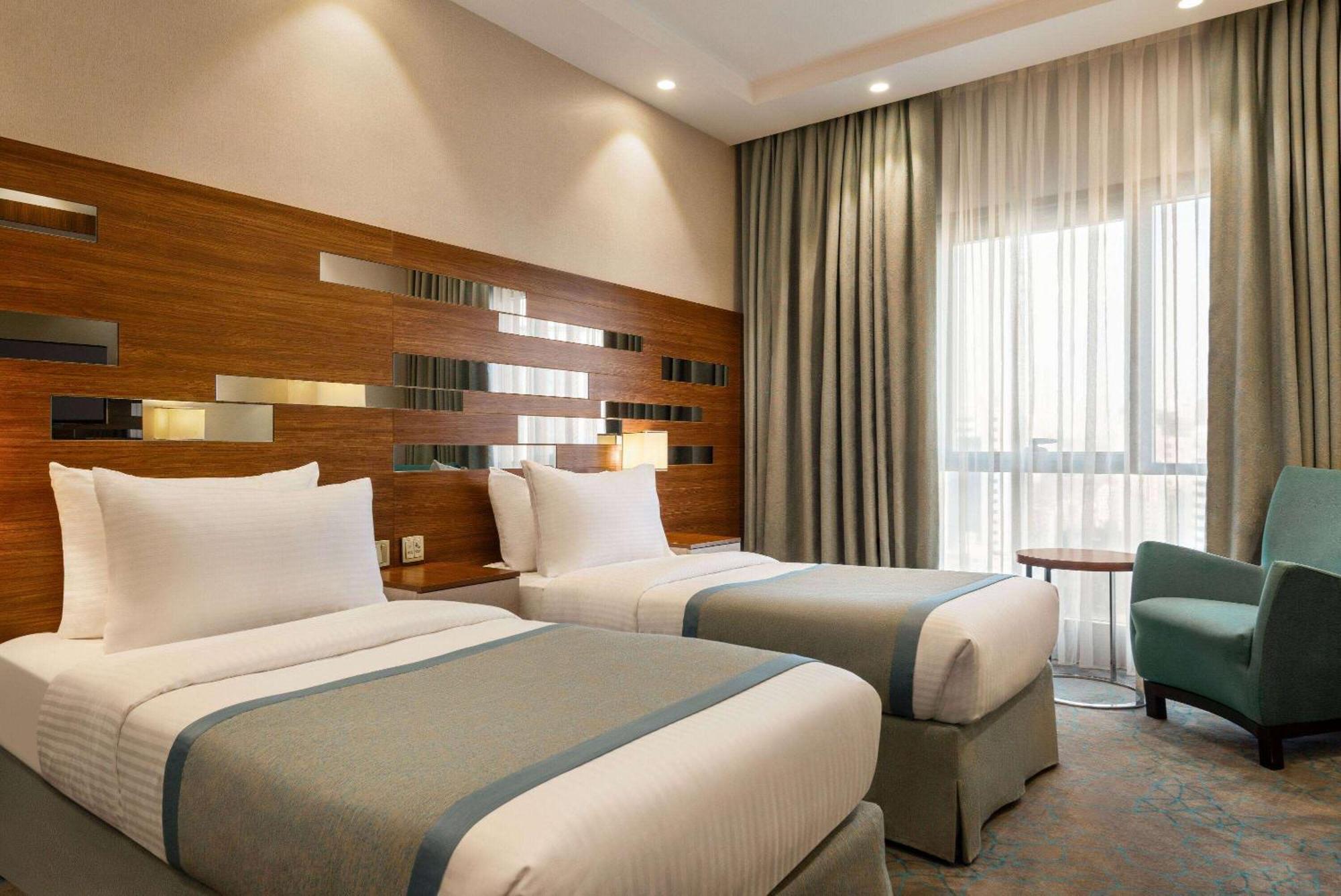 فندق Ramada By Wyndham Makkah Zad Al Rawda مكة المظهر الخارجي الصورة
